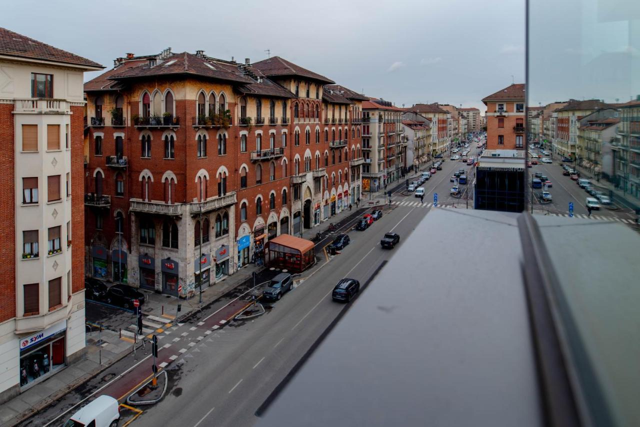 Bianca Apartment Turin Bagian luar foto